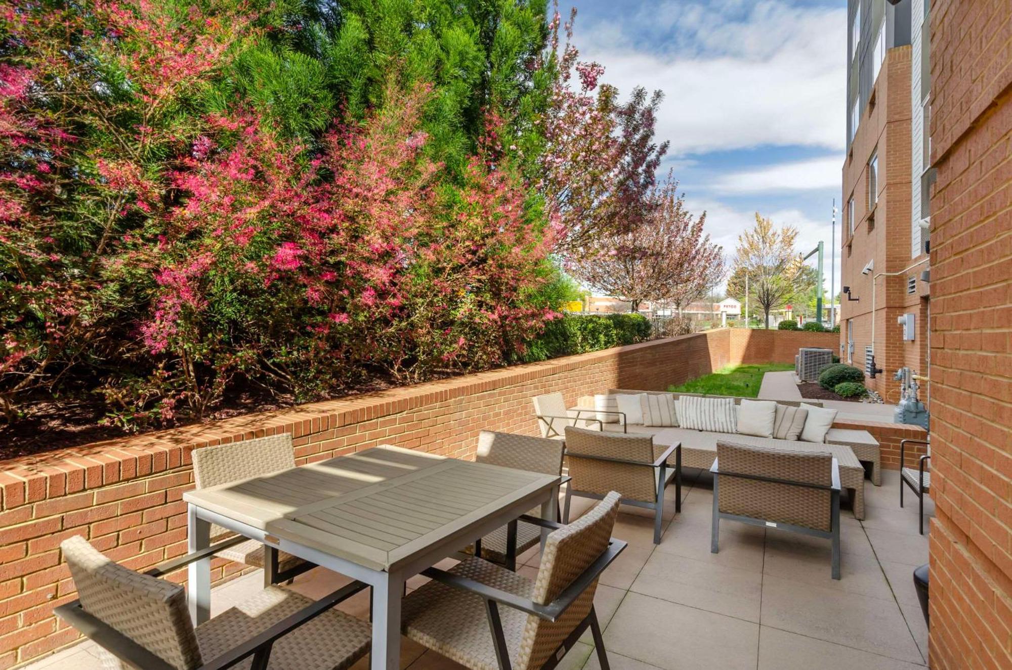 Country Inn & Suites By Radisson, Charlottesville-Uva, Va Exteriör bild